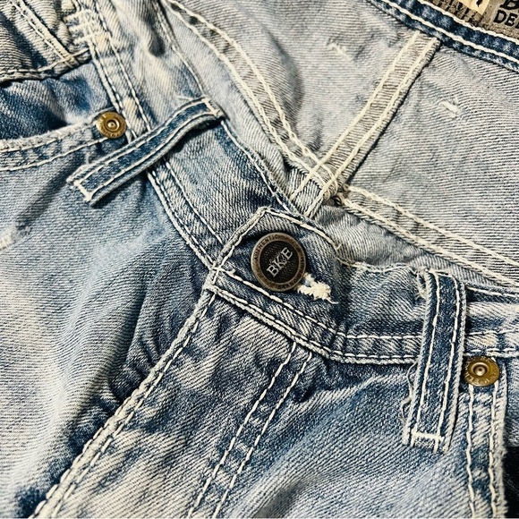 BKE Denim Men’s Derek Light Wash Bootcut Denim Jeans 34S 100% Cotton Everyday - Picture 6 of 11